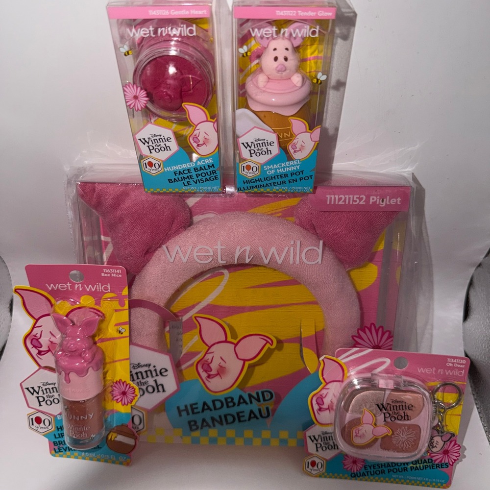 Wet n Wild OS Disney Winnie the Pooh Piglet Makeup Set Coquette Aesthetic